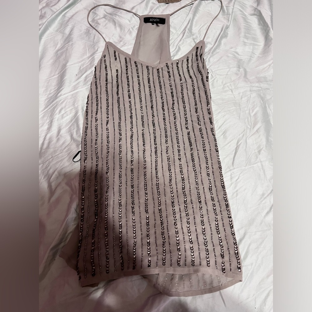 Beaded tank